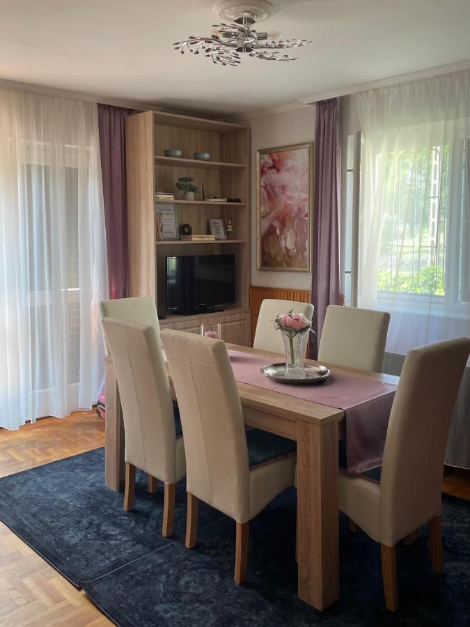 Villa Rozsa Nyaralohaz Balatonboglár Exterior foto