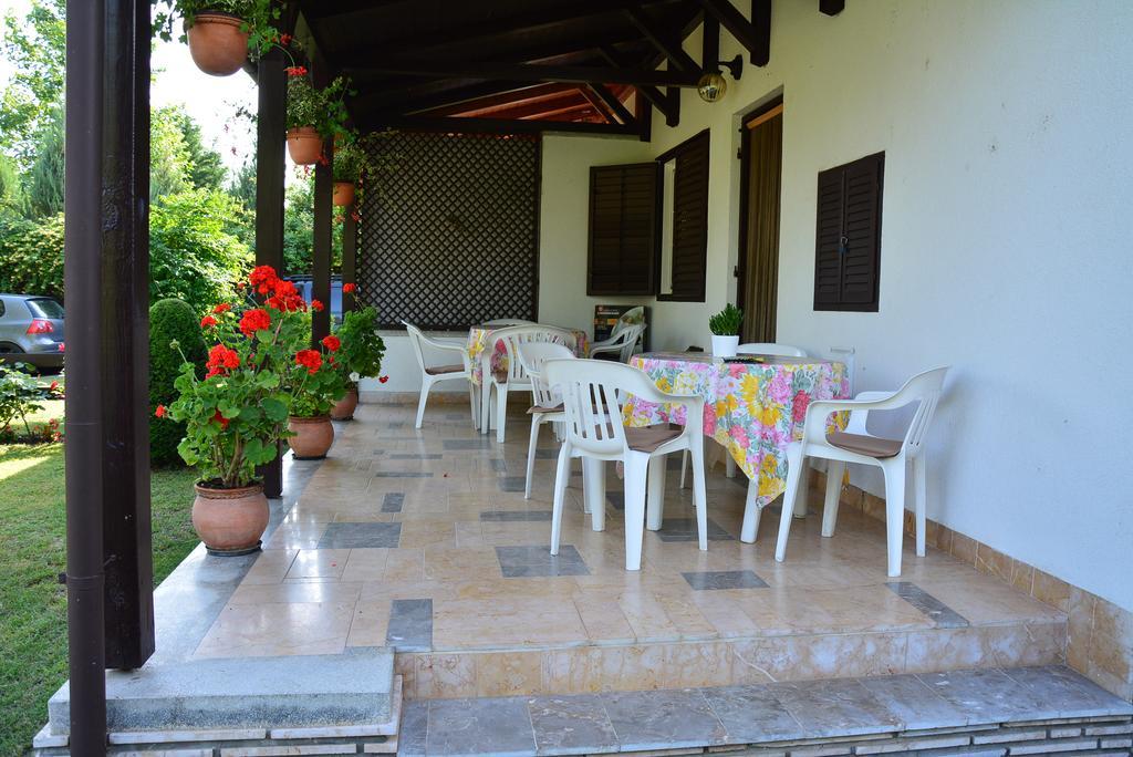 Villa Rozsa Nyaralohaz Balatonboglár Exterior foto